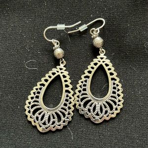 Silver Teardrop Earrings